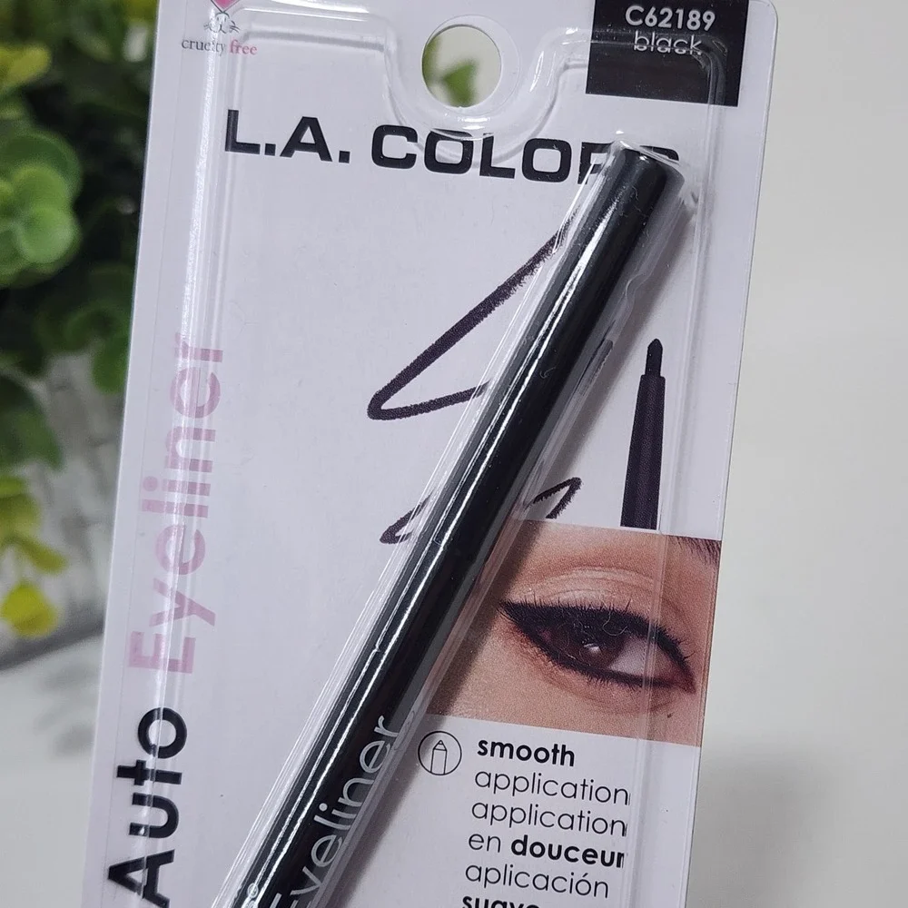 L.A. COLORS Auto Eyeliner Black C62189 Smudge Proof Pencil ~ Cruelty-Free ~ New
